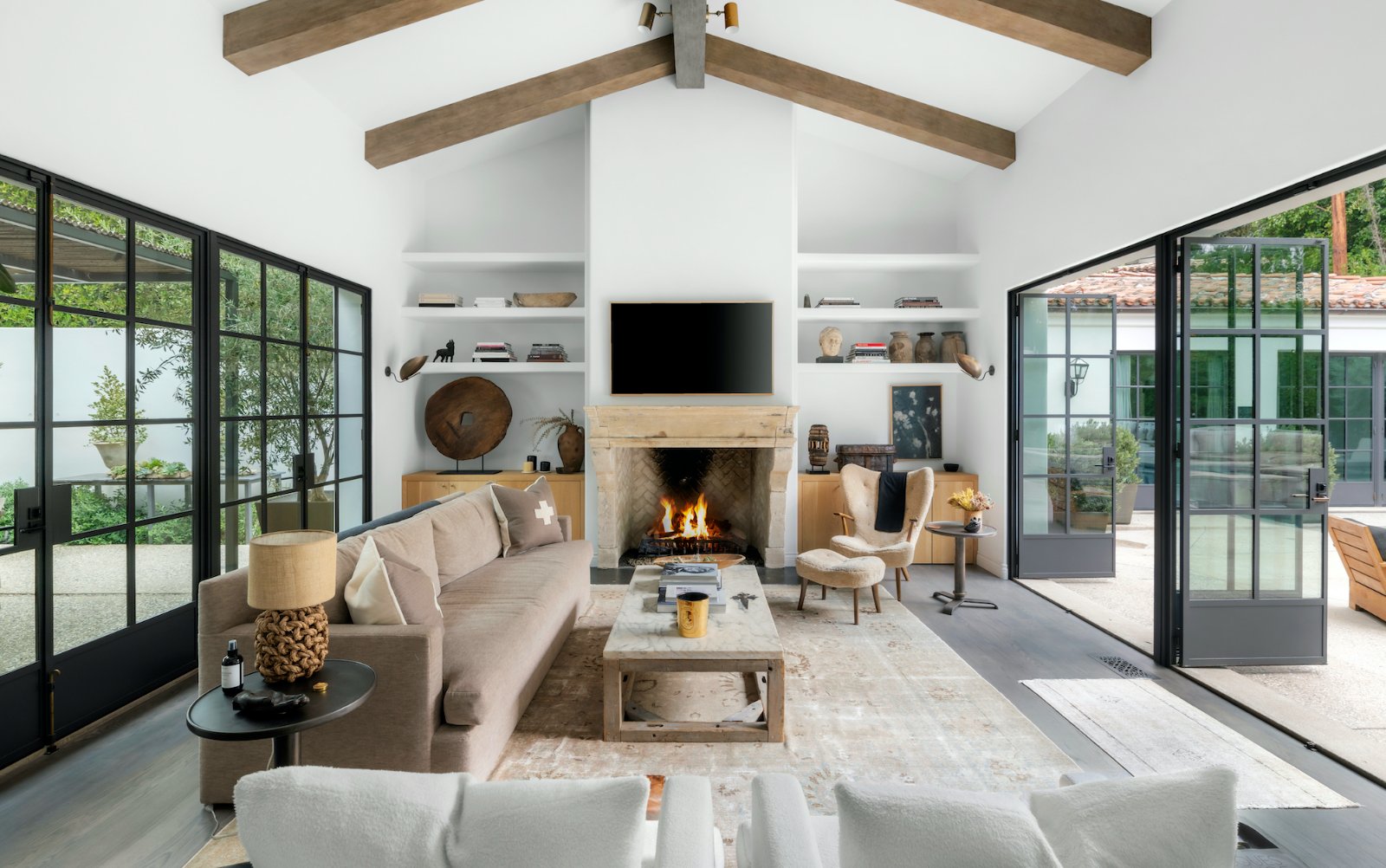 The Hottest Architectural Styles in Los Angeles: A Guide from 33 Years of Experience