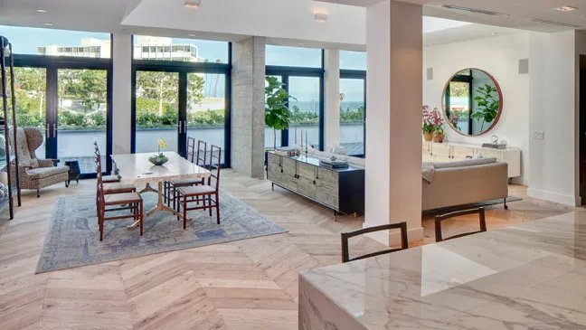Selling a Home in Hancock Park: A Complete Guide from a Local Expert