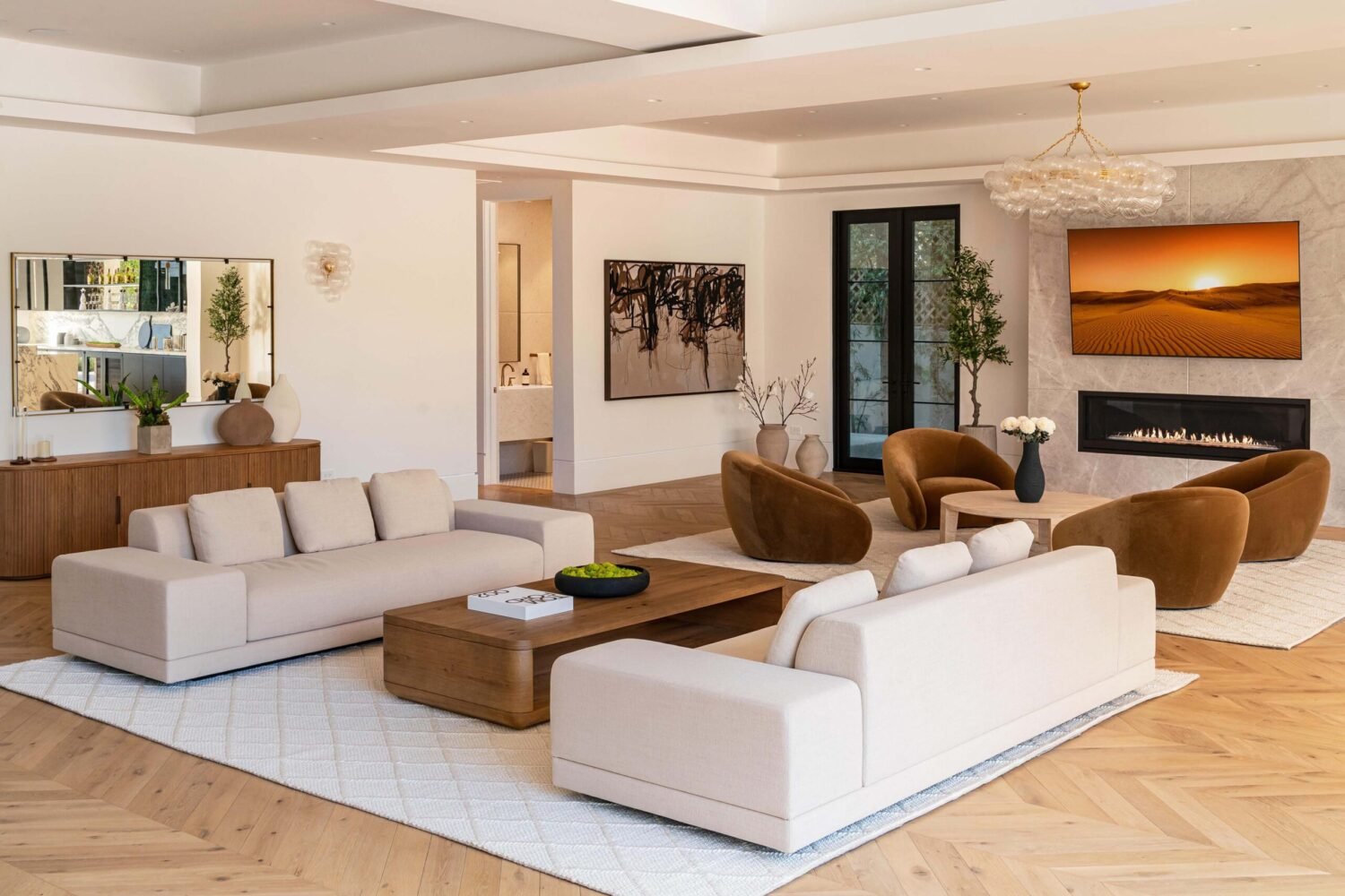 Selling a Home in Hancock Park: A Complete Guide from a Local Expert