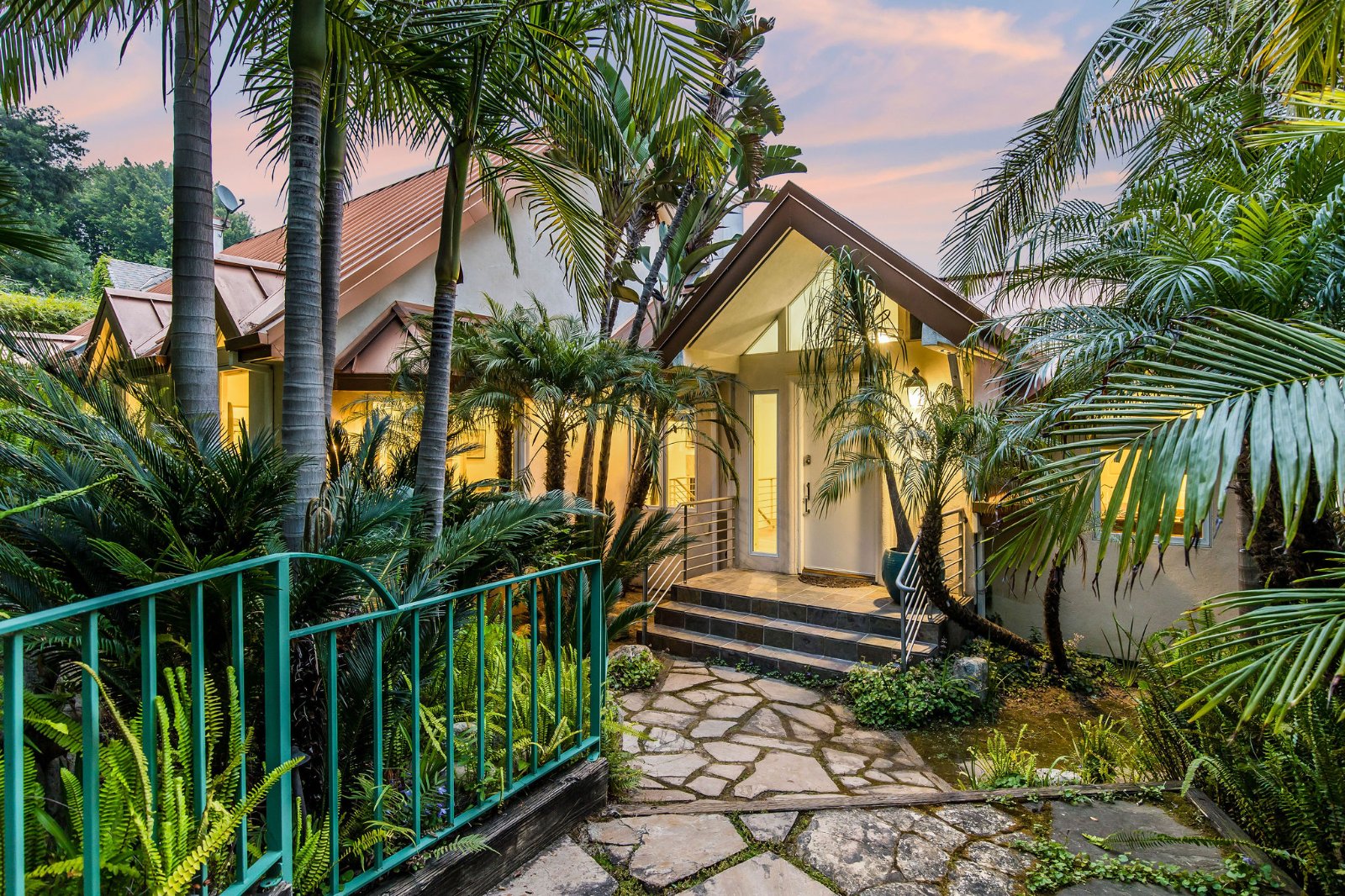 The Two Big Issues Holding Back the Los Angeles Housing Market Right Now
